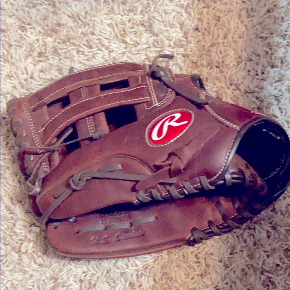 Rawlings 12.5 in Glove